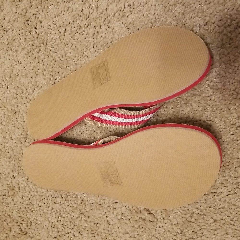 Shoes - Picture 2 of 3